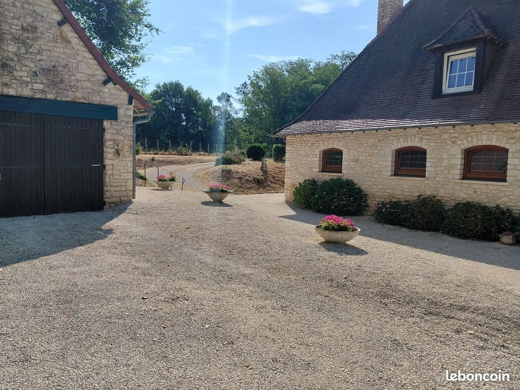 Maison à vendre, 280m², Châlus