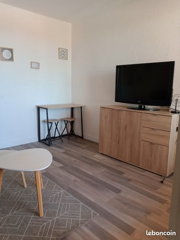 Appartement à louer, 26m², Sète
