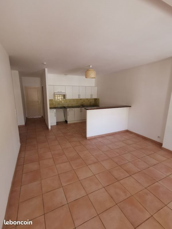 Appartement à louer, 68m², Lorgues