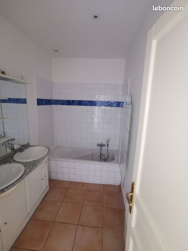Appartement à louer, 68m², Lorgues