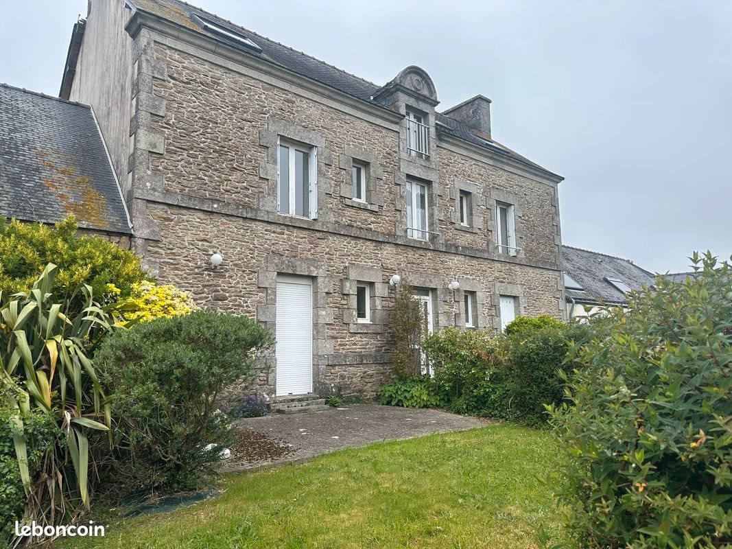 Appartement à louer, 442m², Moréac
