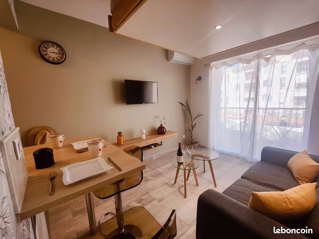 Appartement à louer, 17m², Cannes