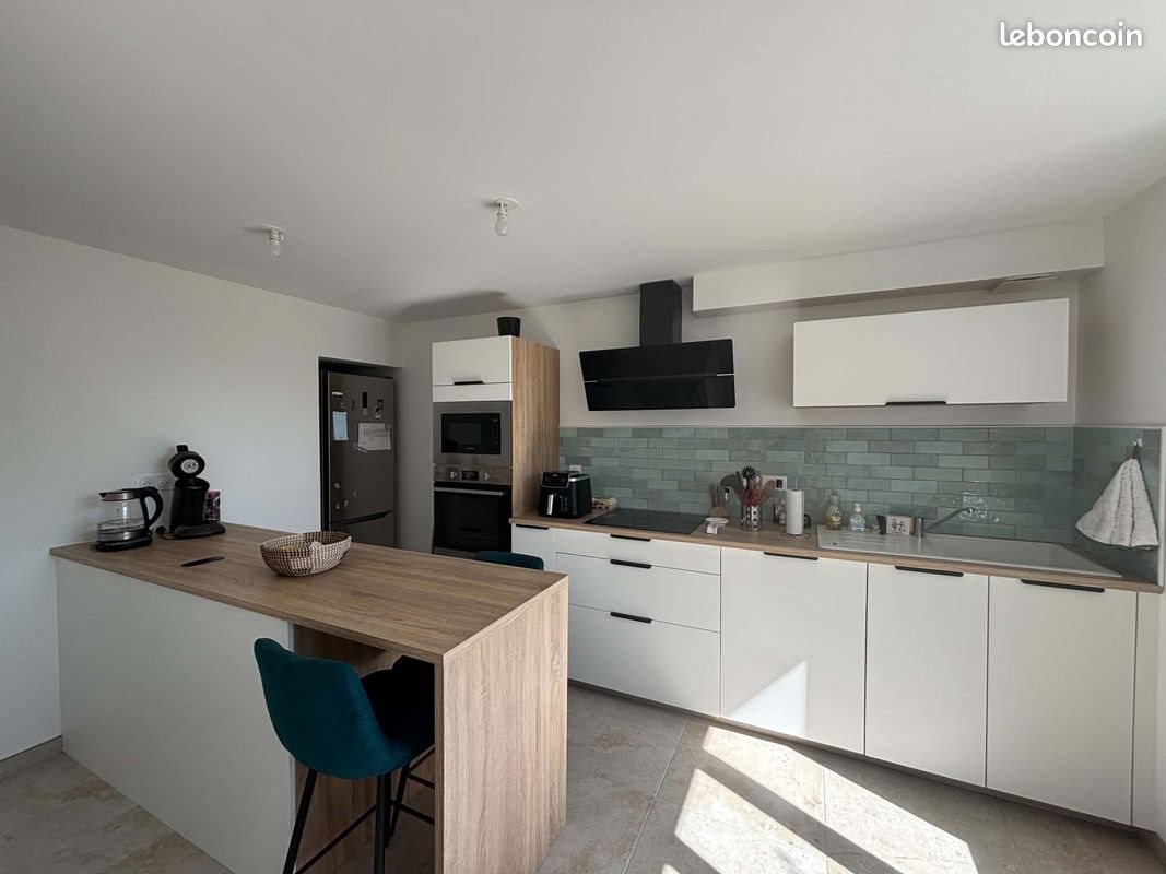 Maison à louer, 93m², Broût-Vernet