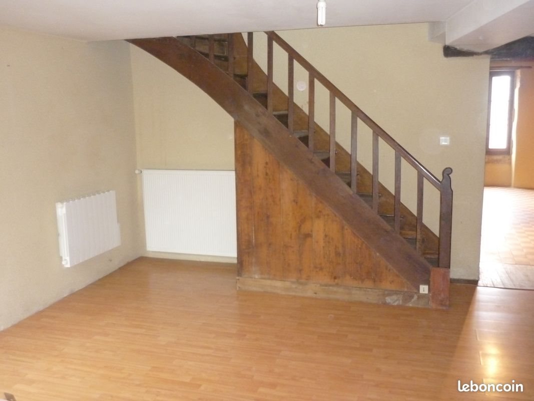 Maison à vendre, 110m², Montchevrier
