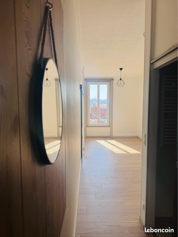 Appartement à louer, 35m², Saint-Symphorien-sur-Coise