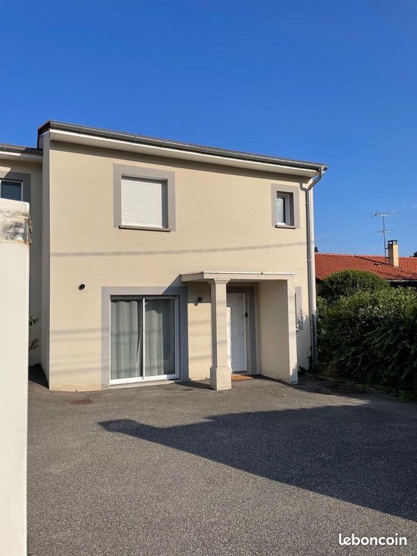 Maison à louer, 90m², Saint-Genis-Laval