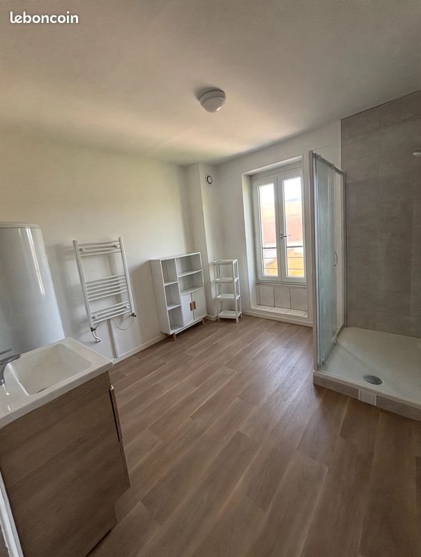 Appartement à louer, 60m², Joigny