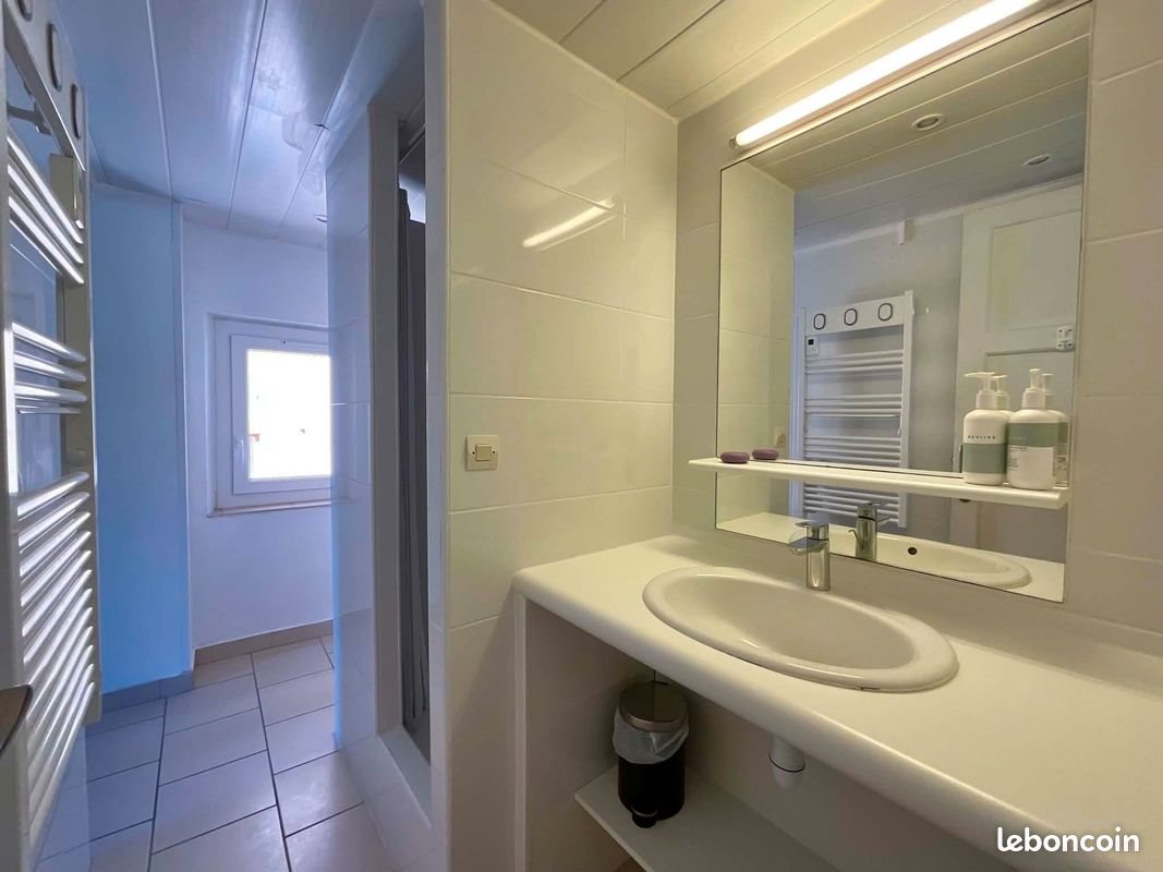 Appartement à louer, 25m², Hyères