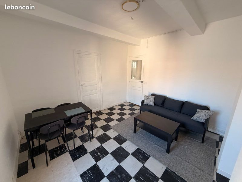 Appartement à louer, 42m², Béziers