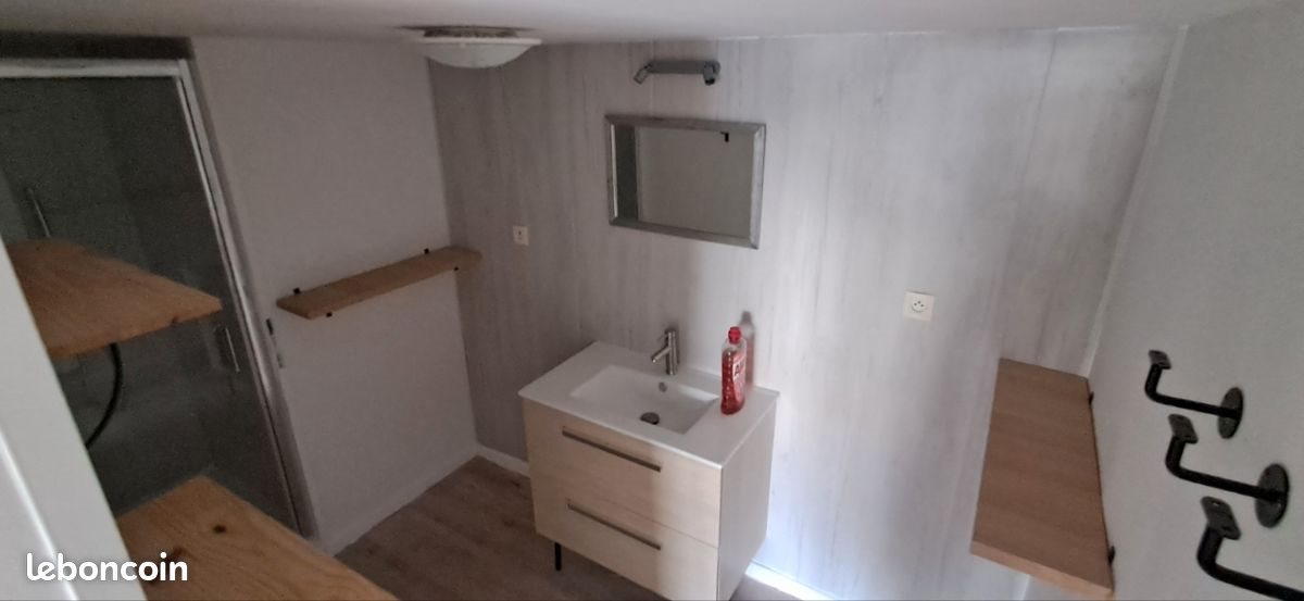 Appartement à louer, 43m², Saint-Aulaye