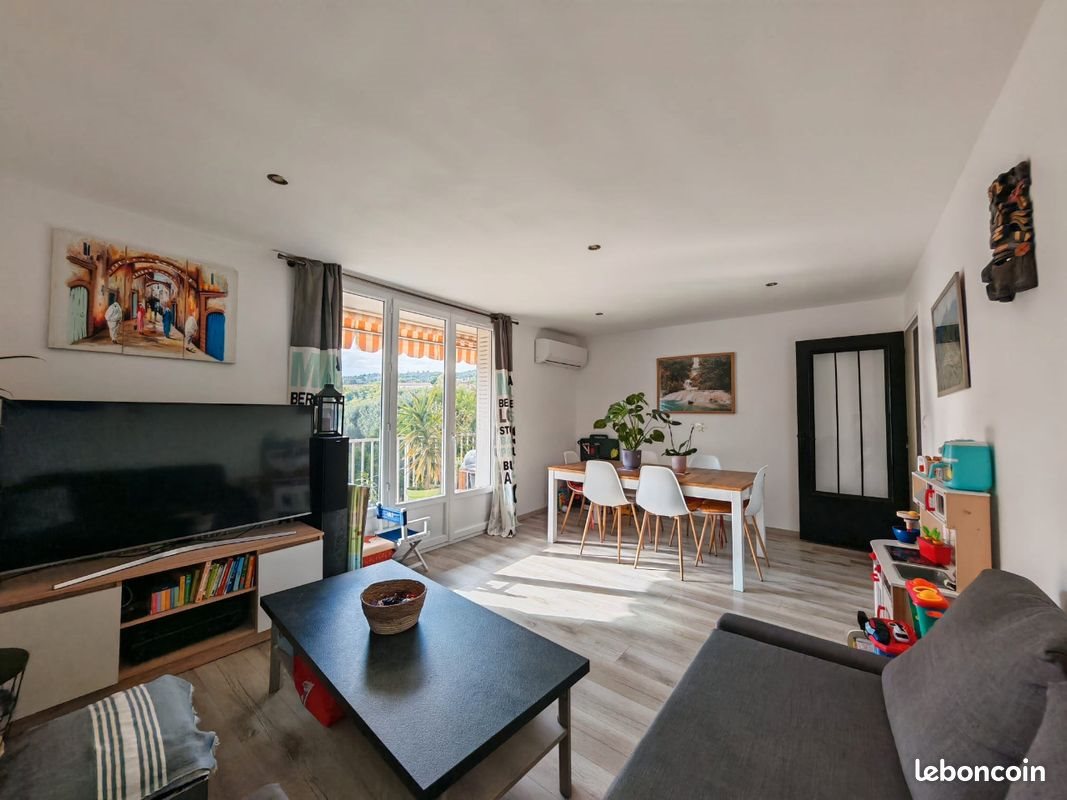 Appartement à vendre, 64m², Pierre-Bénite