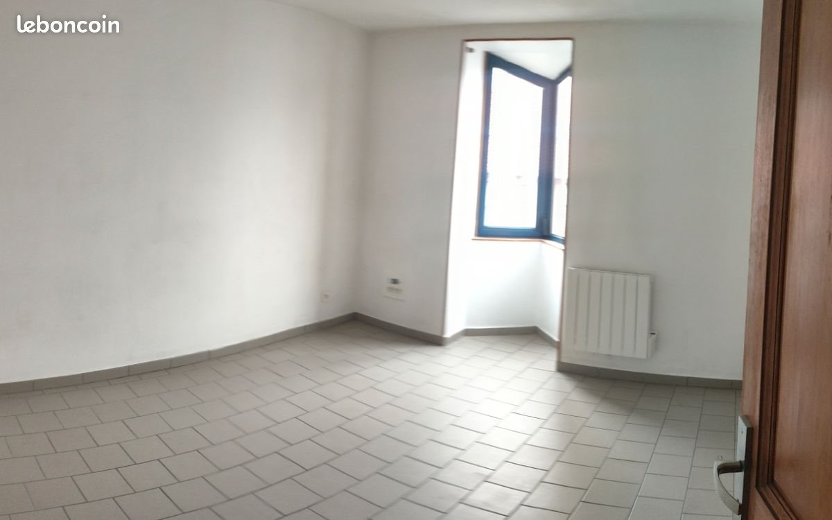 Appartement à louer, 45m², Pernes