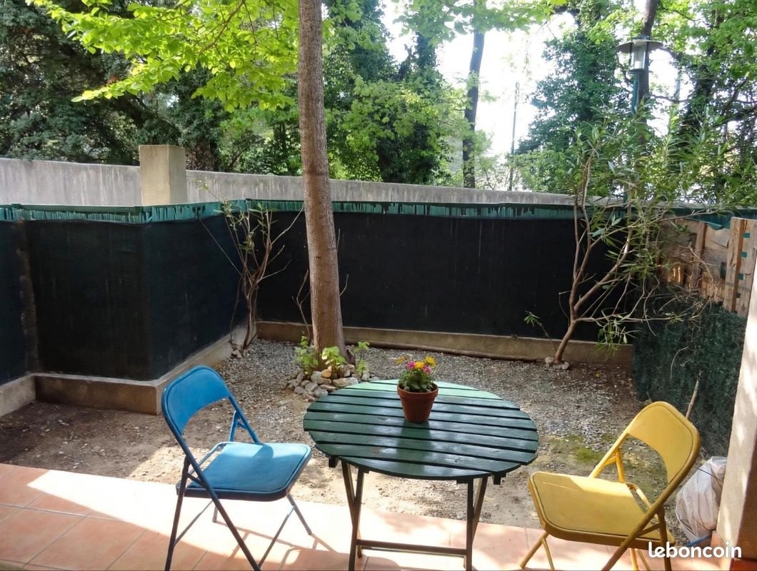 Appartement à louer, 30m², Vedène