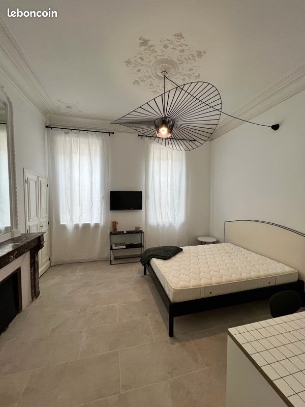 Appartement à louer, 25m², Nîmes