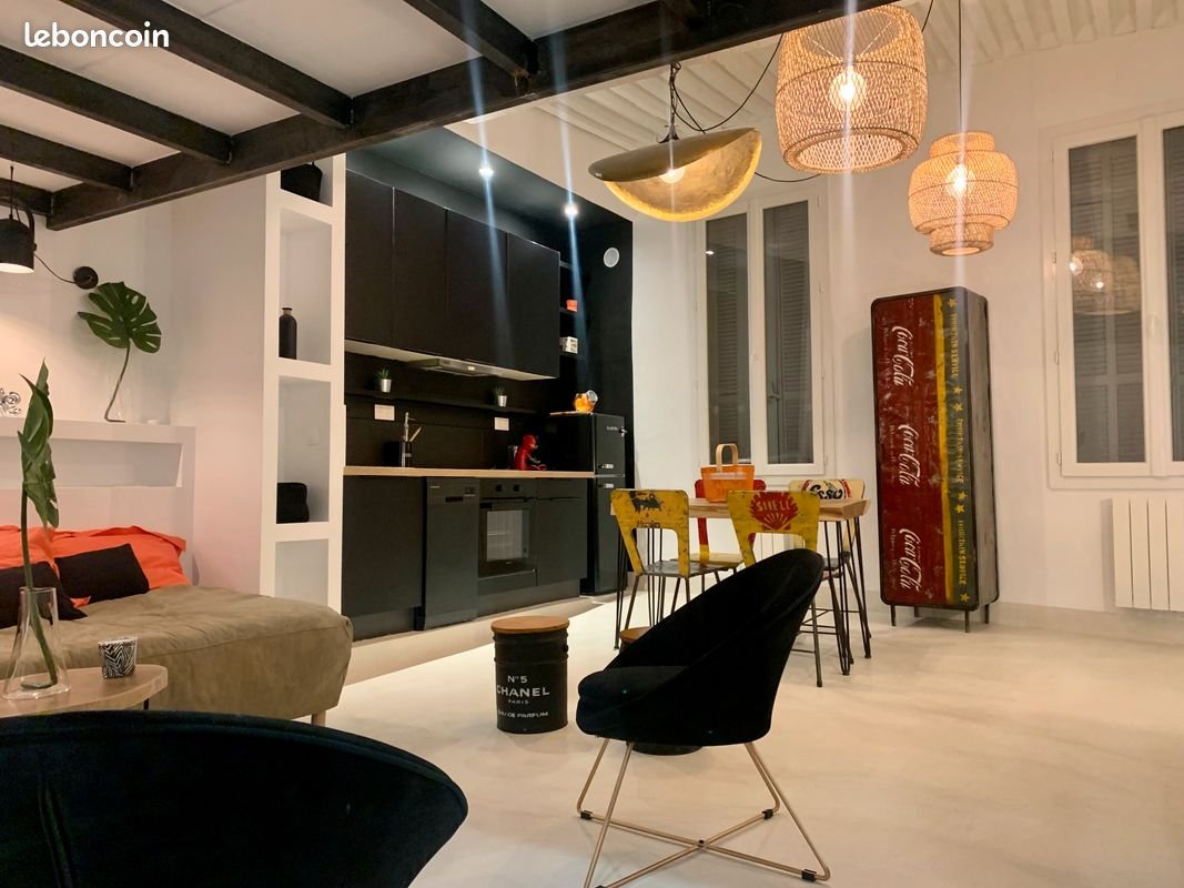 Appartement à louer, 370m², Aix-en-Provence