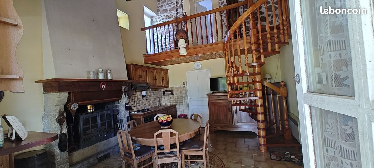 Maison à vendre, 97m², Saint-Saud-Lacoussière