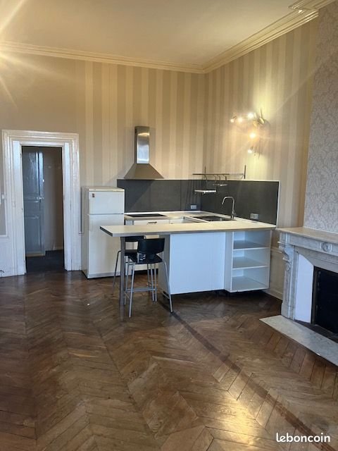 Appartement à louer, 39m², Thiers
