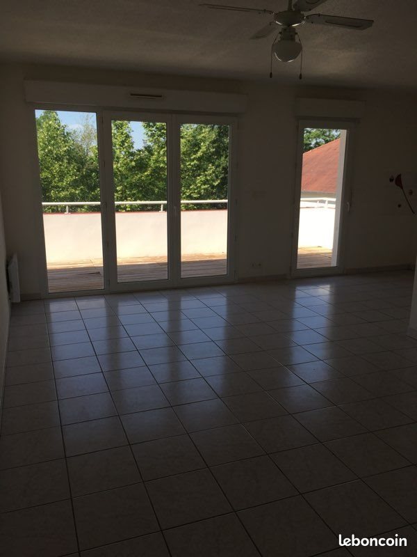 Appartement à louer, 63m², Artix