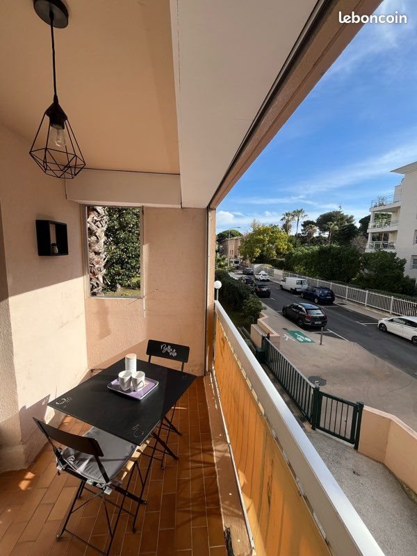 Appartement à louer, 20m², Hyères