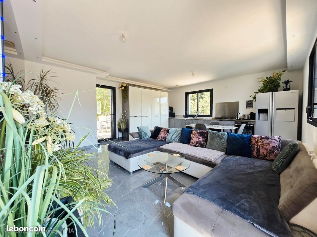 Maison à louer, 60m², Nîmes