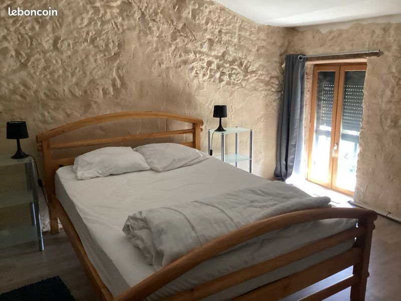 Maison à louer, 60m², Saint-Varent