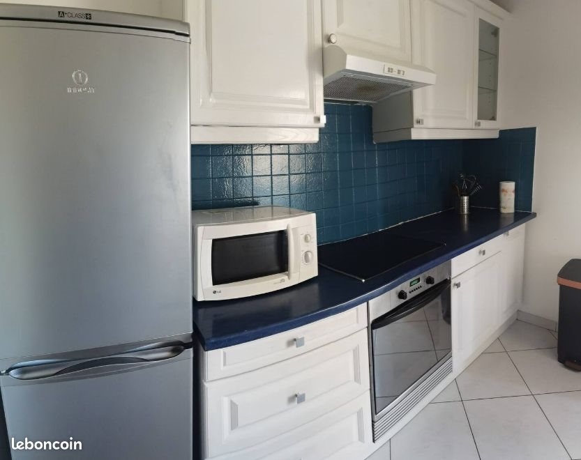 Appartement à louer, 45m², Antibes