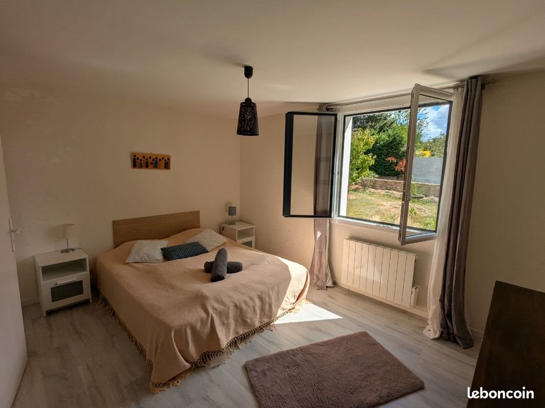 Appartement à louer, 30m², Saint-Etienne-de-Montluc