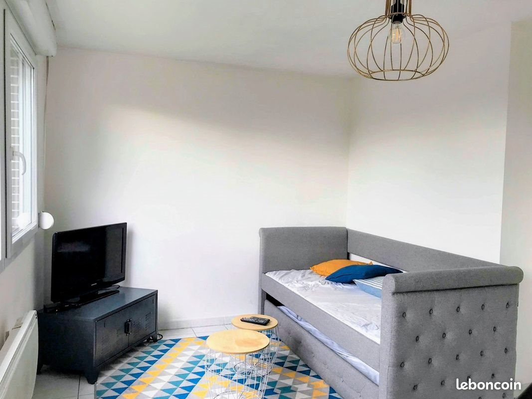Appartement à louer, 29m², Loos
