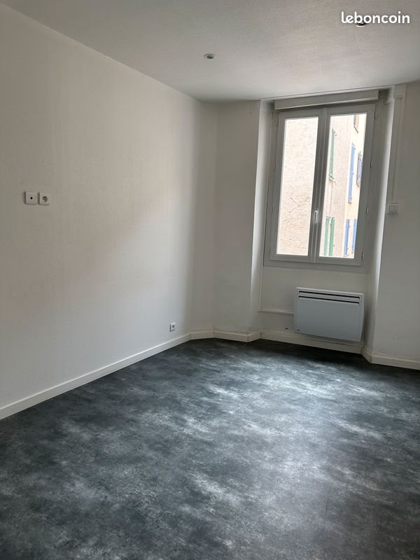 Appartement à louer, 43m², Cuers