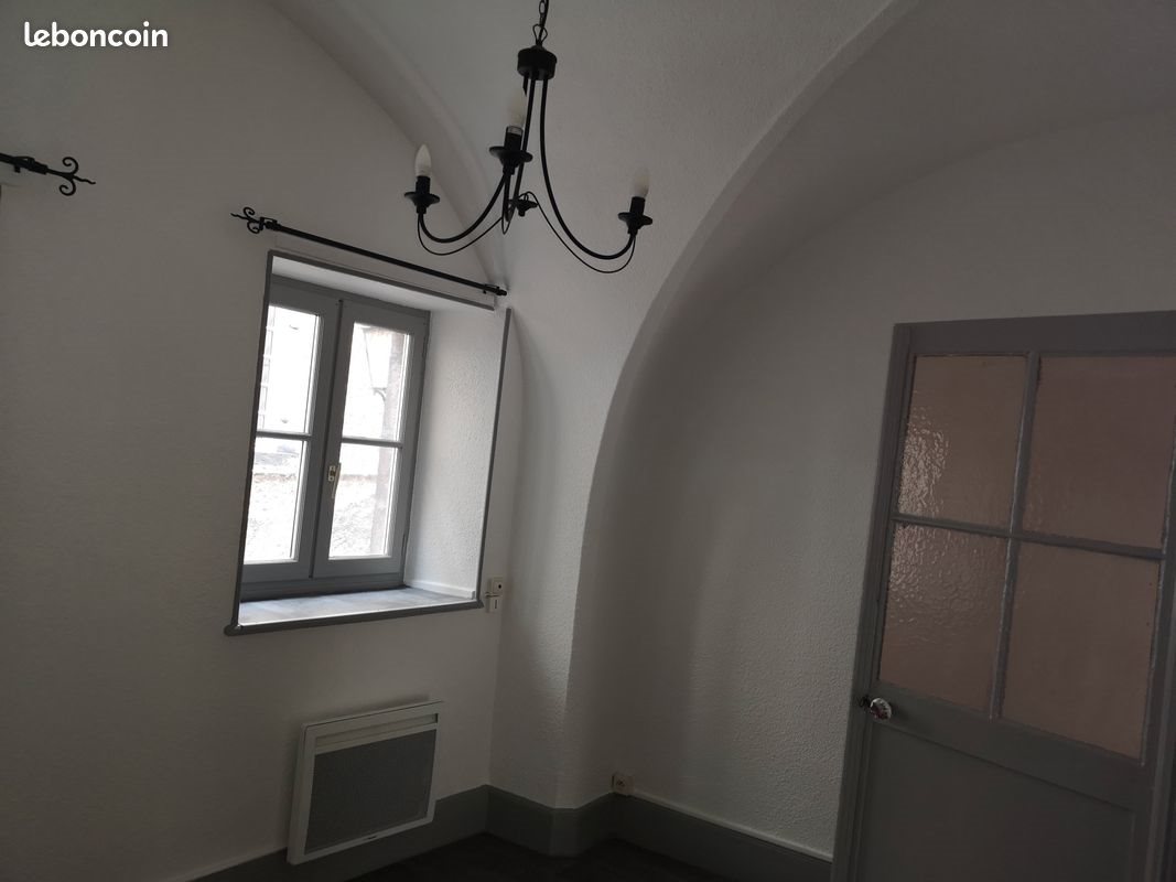 Appartement à louer, 17m², Riom