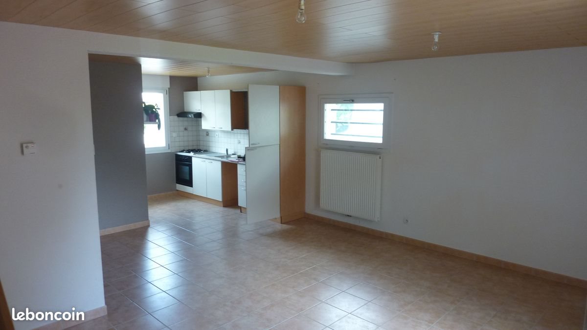 Maison à louer, 95m², Ecole-Valentin