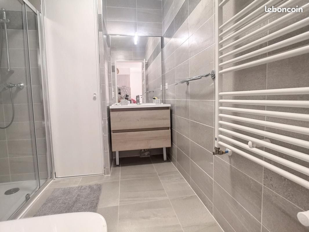 Appartement à louer, 28m², Saint-Laurent-du-Var