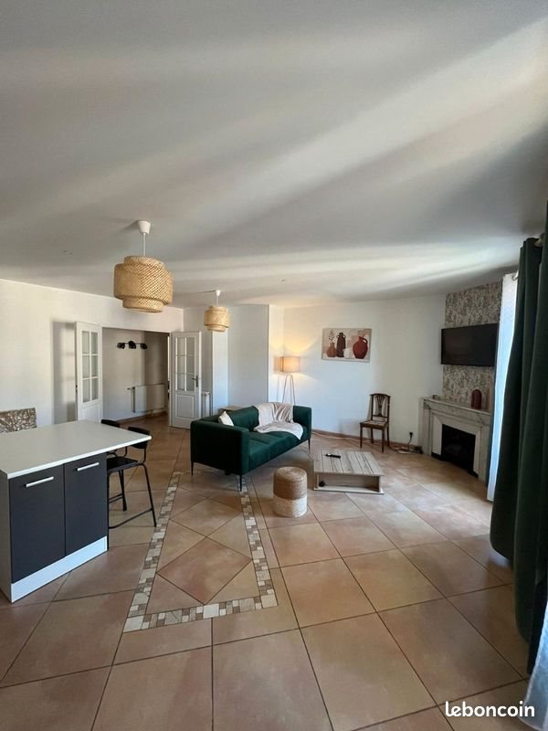 Appartement à louer, 84m², Saint-Etienne