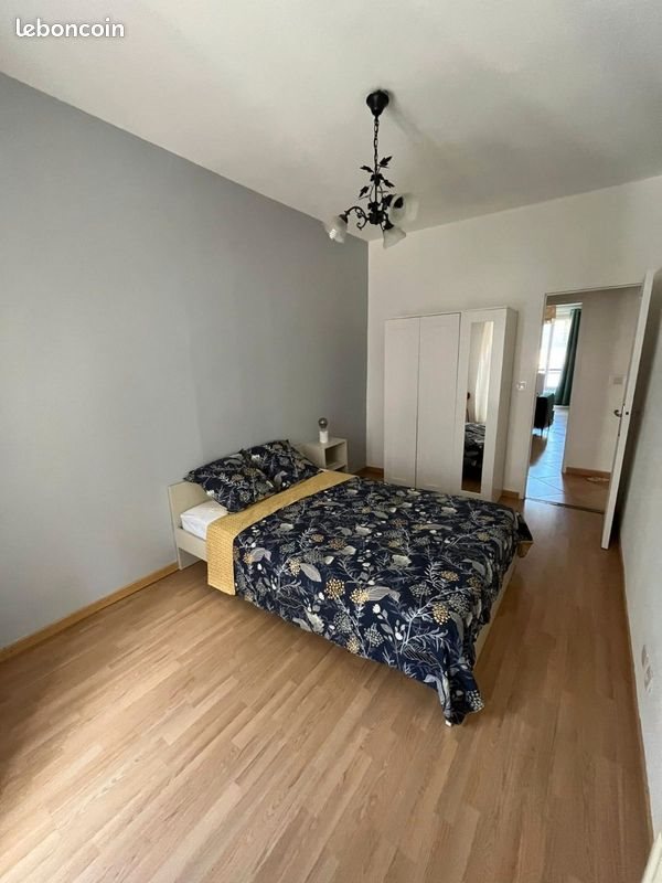 Appartement à louer, 84m², Saint-Etienne