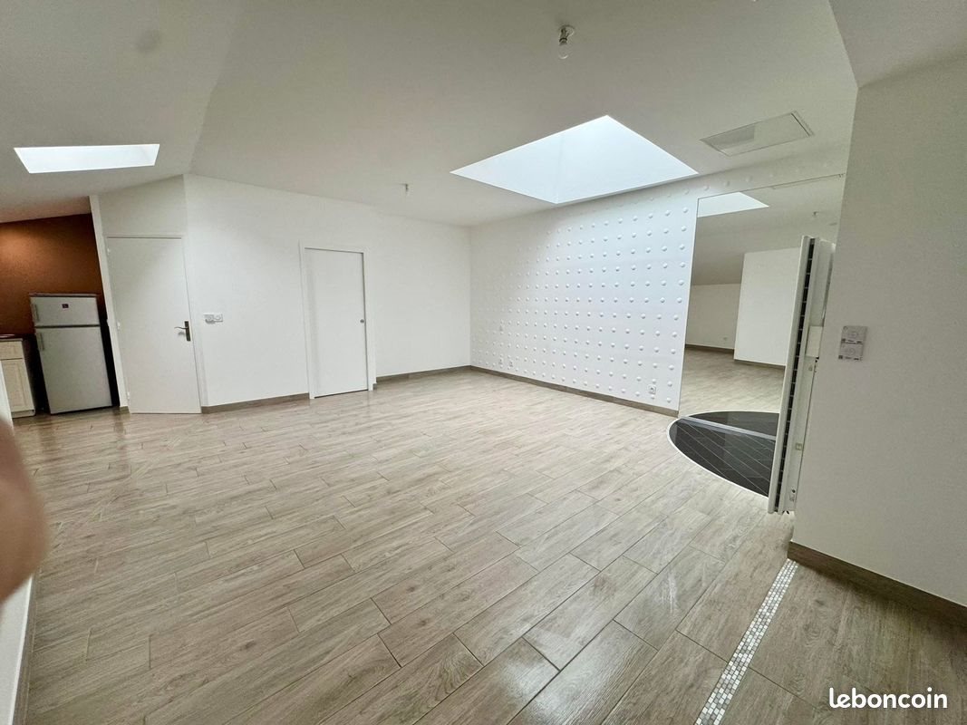 Maison à louer, 77m², Gourgé