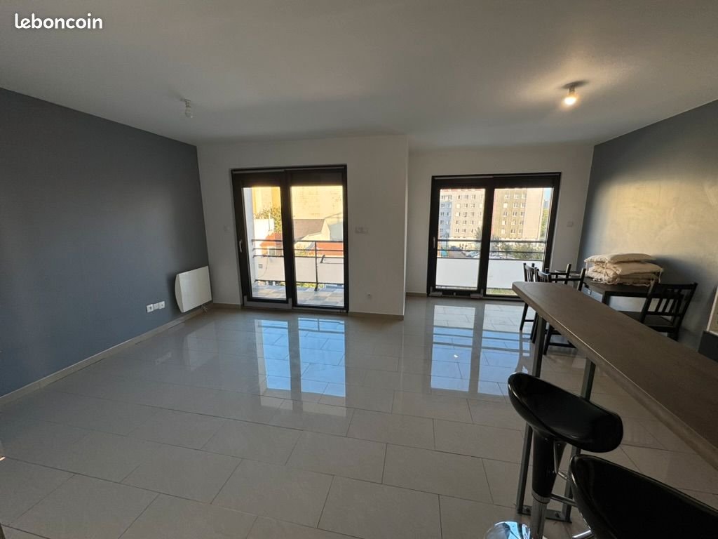 Appartement à louer, 67m², Montreuil