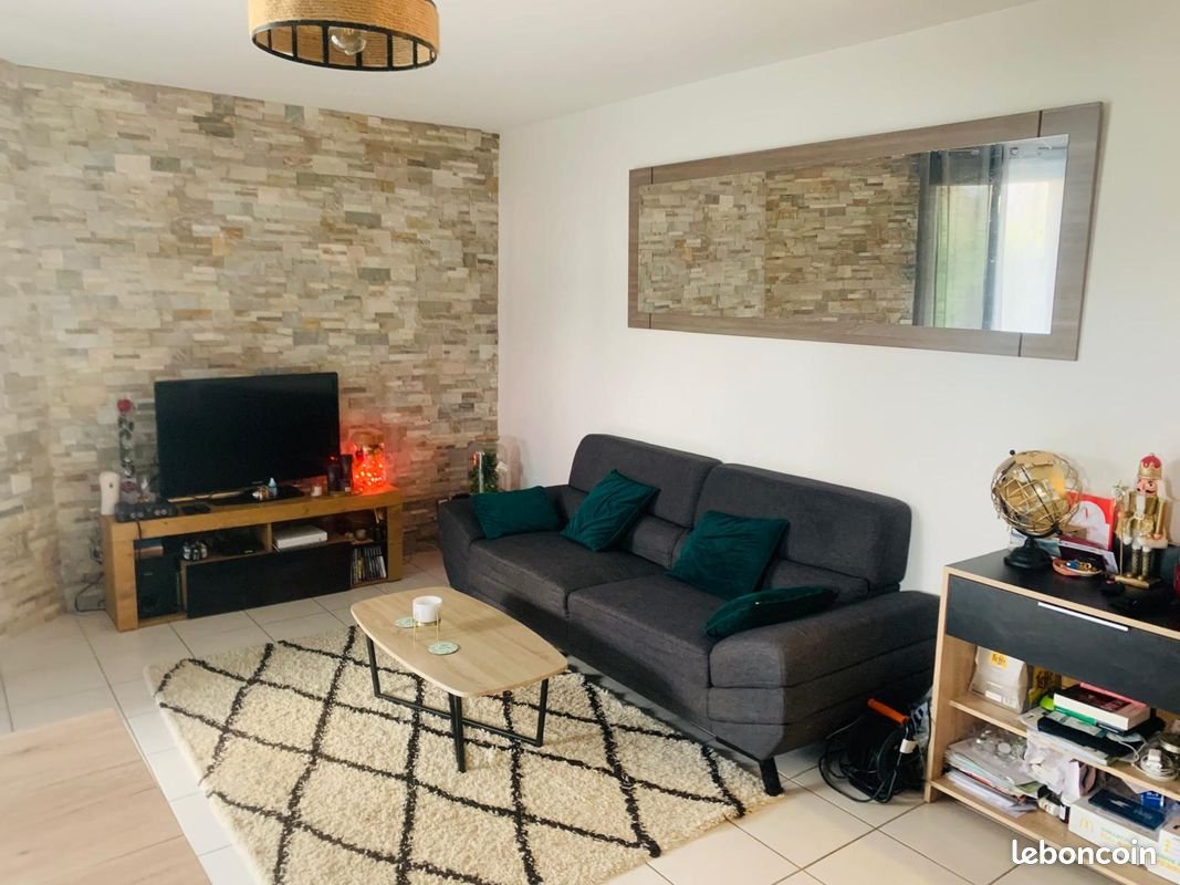 Appartement à louer, 60m², Génissac