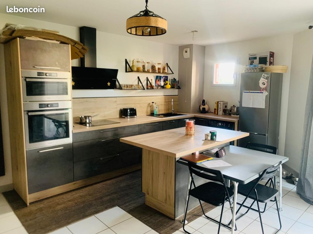 Appartement à louer, 60m², Génissac