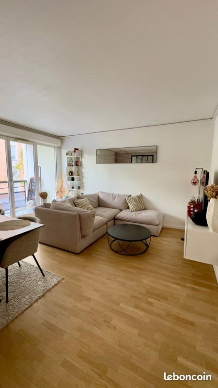 Appartement à louer, 68m², Cachan