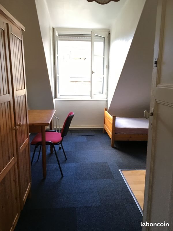 Appartement à louer, 17m², Quimper
