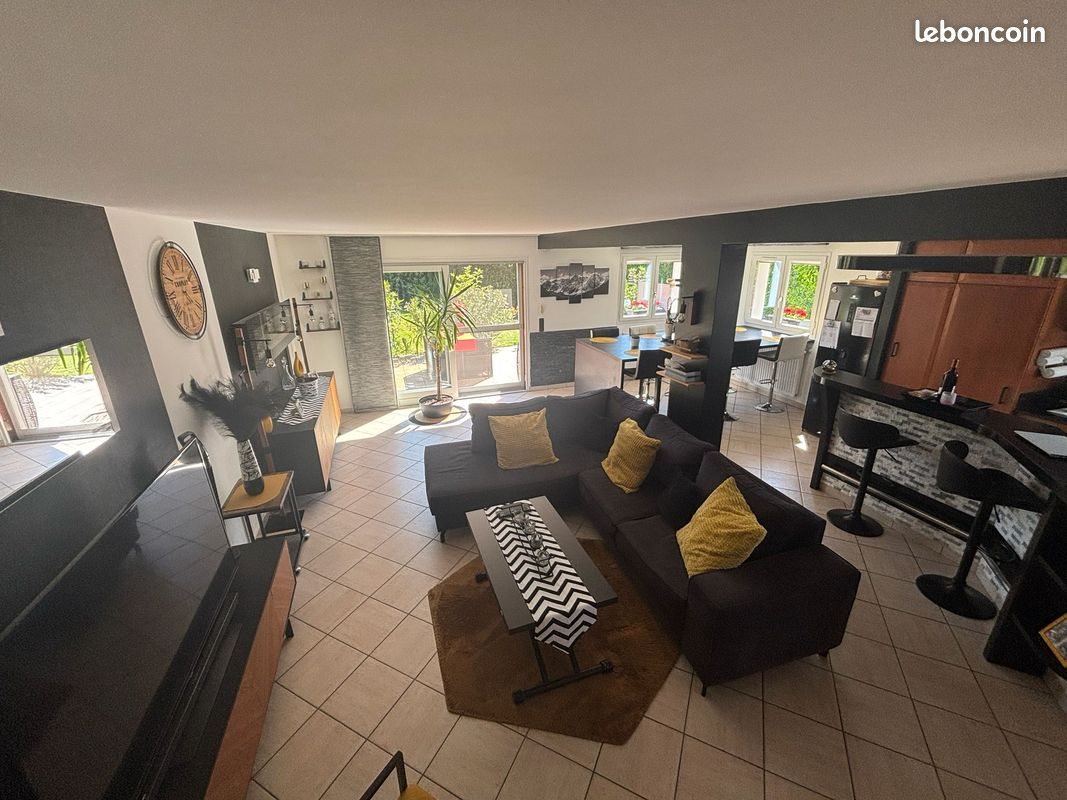 Maison à vendre, 131m², La Balme-de-Sillingy