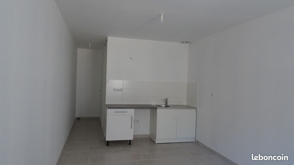 Appartement à louer, 25m², Courtenay