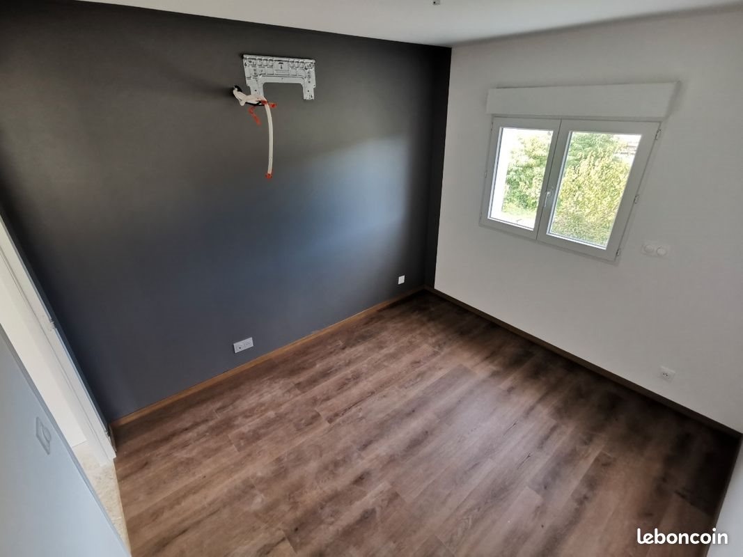 Appartement à louer, 98m², Salmiech