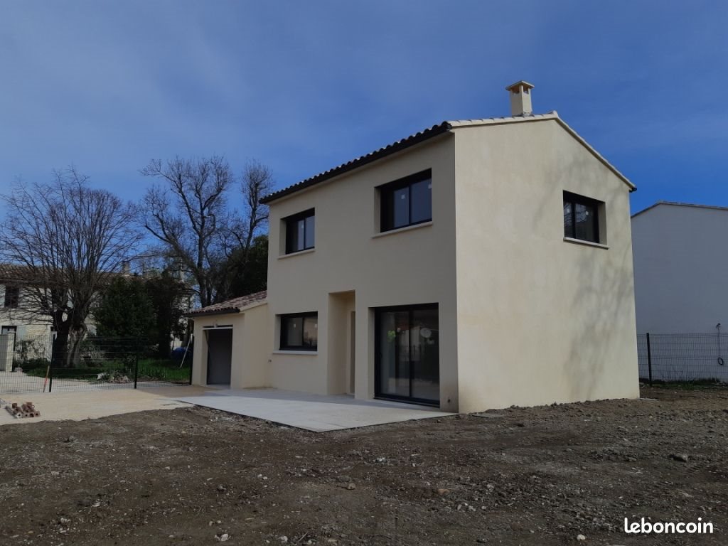 Maison à louer, 83m², Avignon