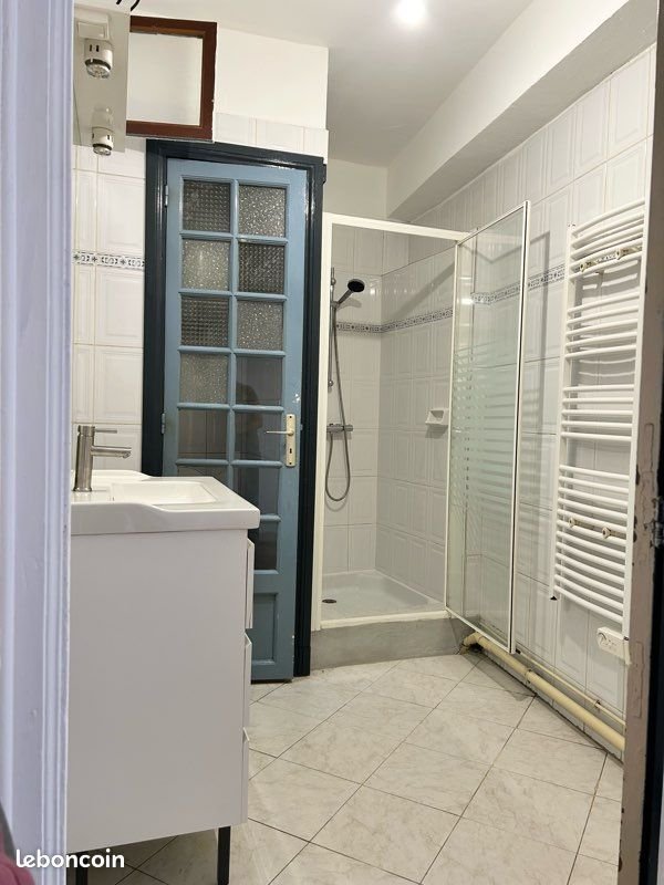 Maison à louer, 60m², Moux