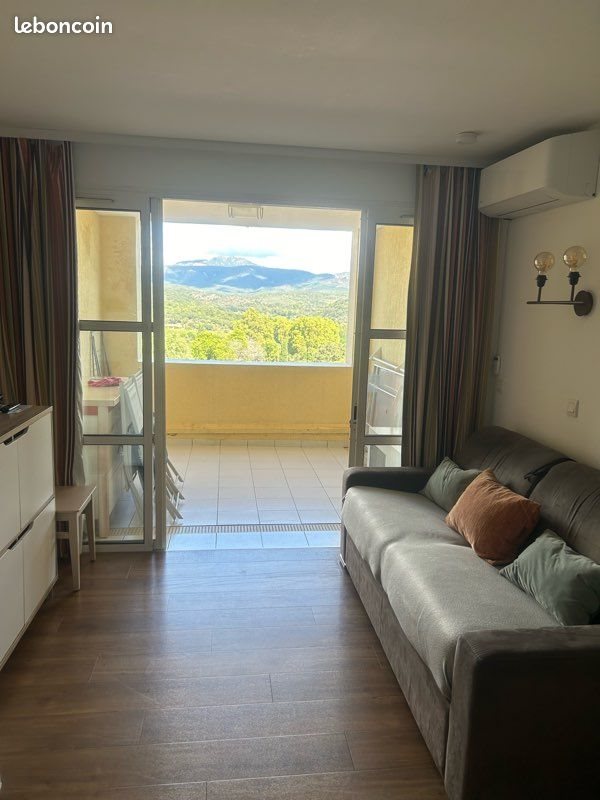 Appartement à louer, 25m², Saint-Raphaël