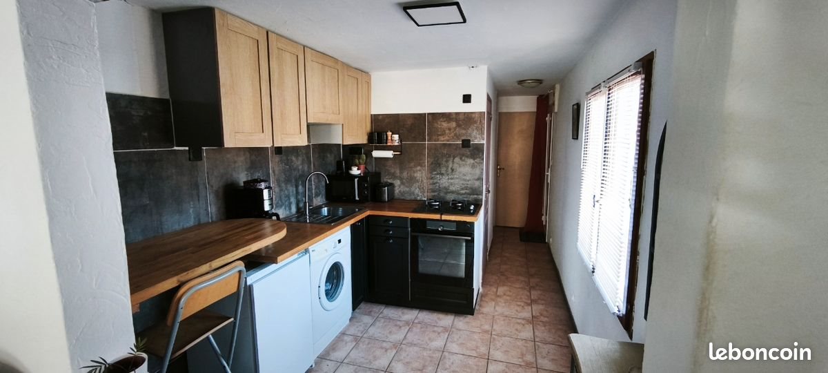 Appartement à louer, 34m², Nîmes