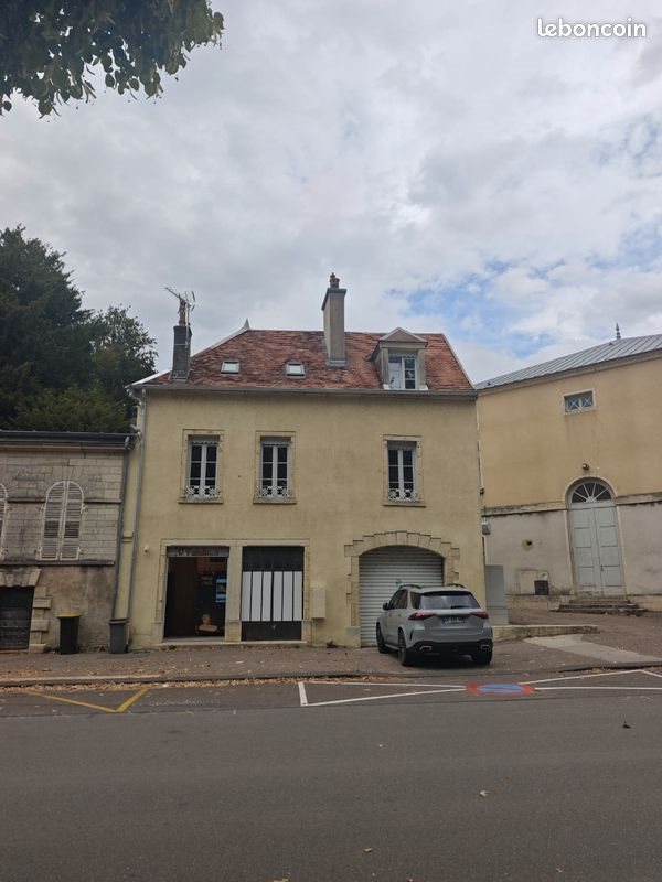 Appartement à louer, 45m², Gray