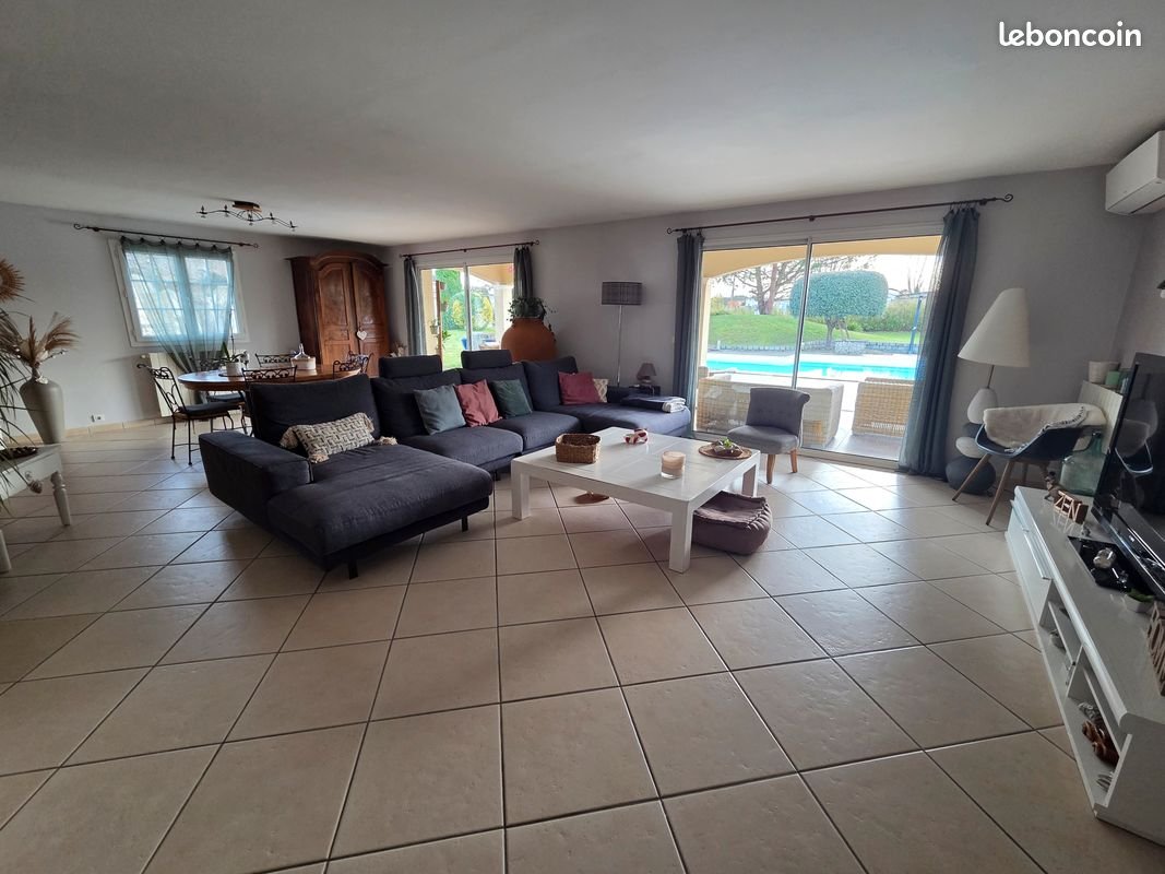 Maison à vendre, 157m², Arbanats