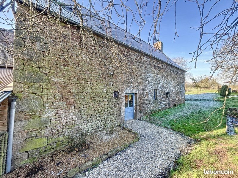 Maison à vendre, 140m², Saint-Georges-de-Reintembault
